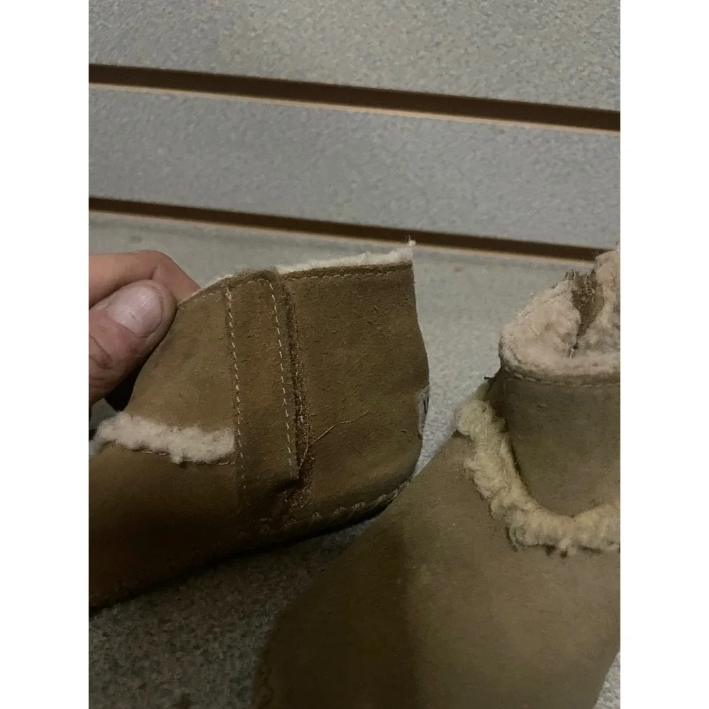 UGG Jesse Bow II Infant Booties Chestnut‎ Suede Sheepskin 1018136I Size 4/5